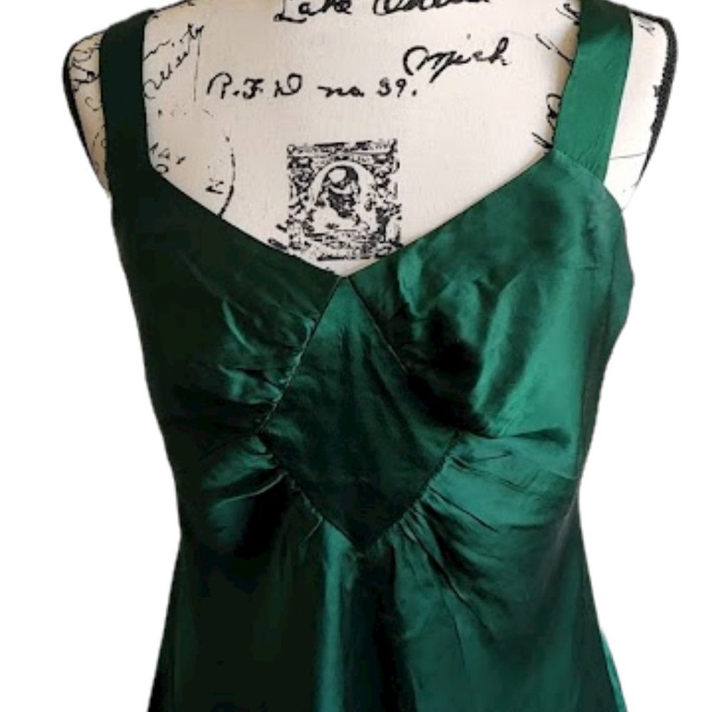 Nine West Jewel Tone Emerald Green 100% Silk Camisole Tank Wide Strap Top NWOT
